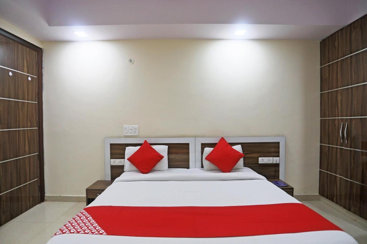 Hotel Rampal Palace New Delhi Luaran gambar