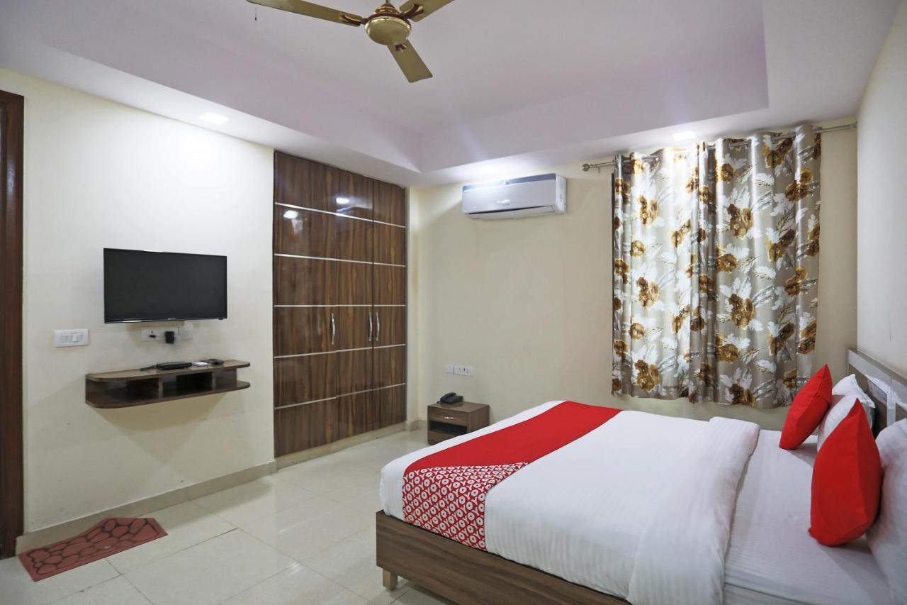 Hotel Rampal Palace New Delhi Luaran gambar